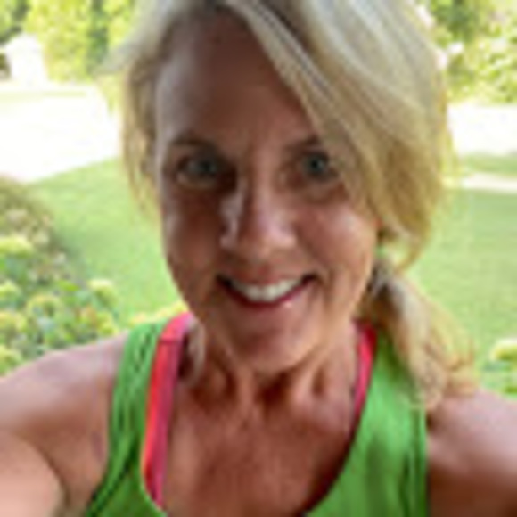 Meet your Posher, Kim - Picture 1 of 1